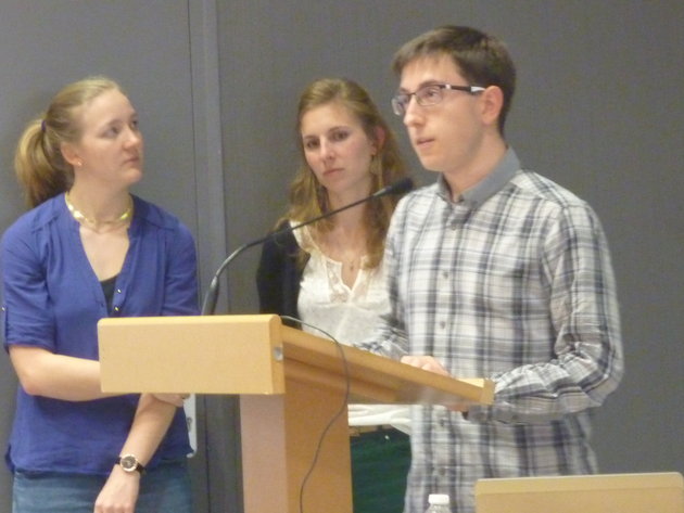 Trois étudiants de VétagroSup nous ont présenté leur étude sur les dispositifs d'accompagnement des agriculteurs en difficulté Trois étudiants de VétagroSup nous ont présenté leur étude sur les dispositifs d'accompagnement des agriculteurs en difficulté